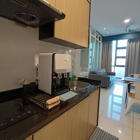 Robertson Cozy 3 Bedroom Family Suite With Netflix Куала-Лумпур Экстерьер фото