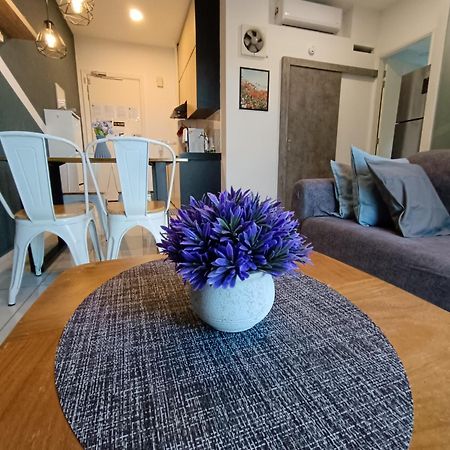 Robertson Cozy 3 Bedroom Family Suite With Netflix Куала-Лумпур Экстерьер фото